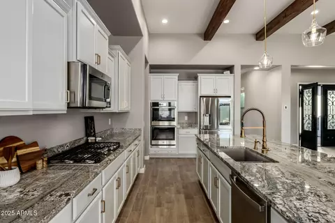 Entry Way - 9957 E Strobe Ave, Mesa, AZ 85212 photo 1 of 2