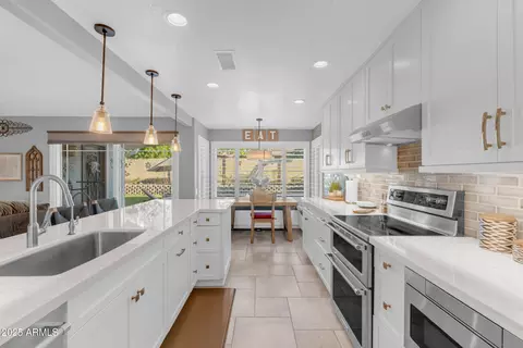 721 S Cholla St, Gilbert, AZ 85233 photo 9