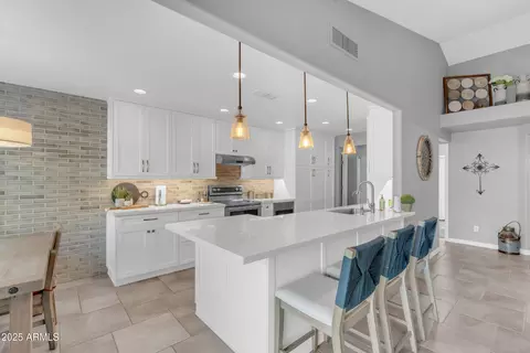 721 S Cholla St, Gilbert, AZ 85233 photo 5