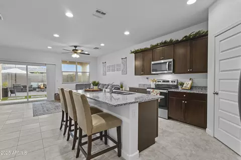 Kitchen - 3147 W Shanley Ave, Apache Junction, AZ 85120 photo 2 of 4