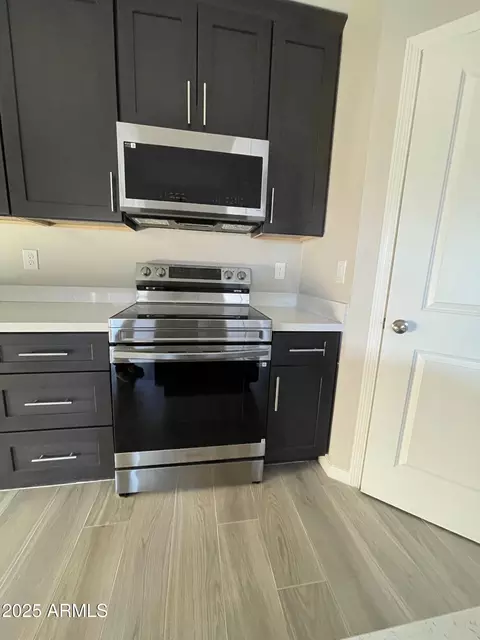 82 W Brooks St, Gilbert, AZ 85233 photo 4