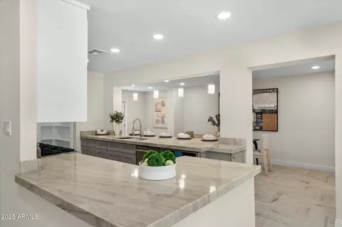 Kitchen - 5217 N 18th Pl, Phoenix, AZ 85016 photo 6 of 6