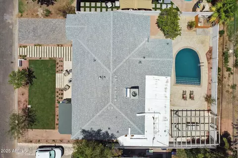 View/Area - 5217 N 18th Pl, Phoenix, AZ 85016 photo 2 of 2