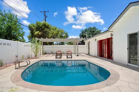Exterior - 5217 N 18th Pl, Phoenix, AZ 85016 photo 3 of 5