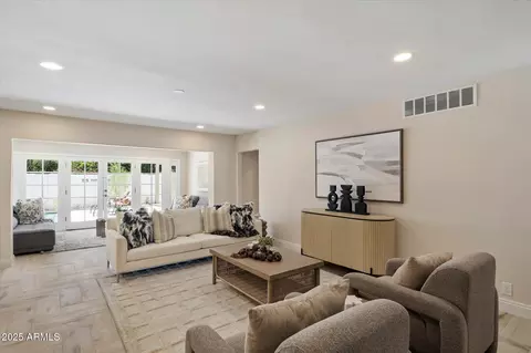 Living - 5217 N 18th Pl, Phoenix, AZ 85016 photo 1 of 4