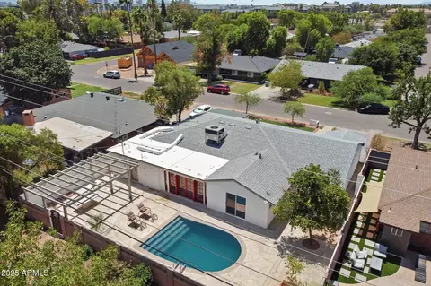 View/Area - 5217 N 18th Pl, Phoenix, AZ 85016 photo 1 of 2