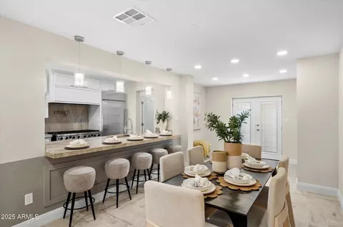 Dining - 5217 N 18th Pl, Phoenix, AZ 85016 photo 3 of 3