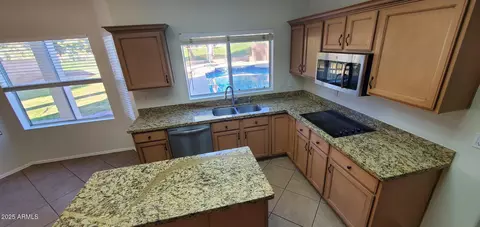 Kitchen - 4632 E Harwell St, Gilbert, AZ 85234 photo 5 of 5