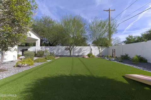 Exterior - 2511 Earll Dr, Phoenix, AZ 85016 photo 5 of 9