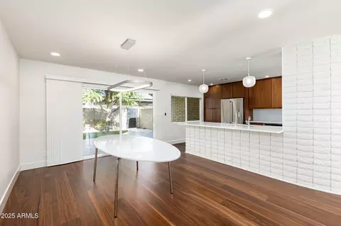 Dining - 3736 E Montecito Ave, Phoenix, AZ 85018 photo 3 of 4