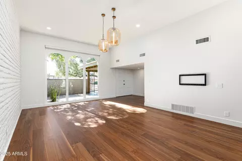 Living - 3736 E Montecito Ave, Phoenix, AZ 85018 photo 1 of 6