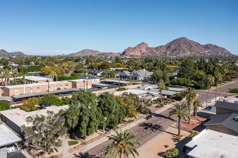 View/Area - 3736 E Montecito Ave, Phoenix, AZ 85018 photo 1 of 2