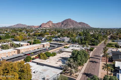View/Area - 3736 E Montecito Ave, Phoenix, AZ 85018 photo 2 of 2