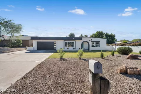 1111 E Village Circle Dr N, Phoenix, AZ 85022