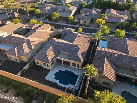 View/Area - 758 E Sunburst Ln, Tempe, AZ 85284 photo 4 of 5