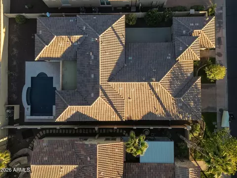 View/Area - 758 E Sunburst Ln, Tempe, AZ 85284 photo 1 of 5