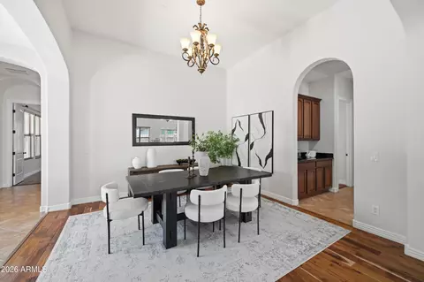 Dining - 758 E Sunburst Ln, Tempe, AZ 85284 photo 1 of 5