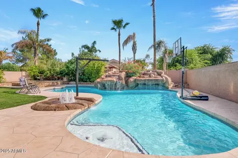 Exterior - 3279 E Oriole Dr, Gilbert, AZ 85297 photo 9 of 16