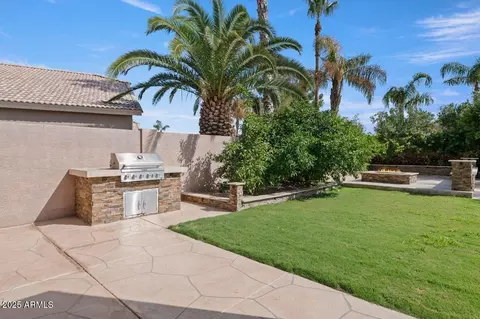 Exterior - 3279 E Oriole Dr, Gilbert, AZ 85297 photo 3 of 16