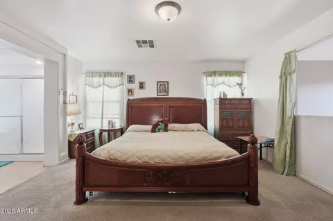 Bedroom - 6826 S 41st Dr, Phoenix, AZ 85041 photo 4 of 8