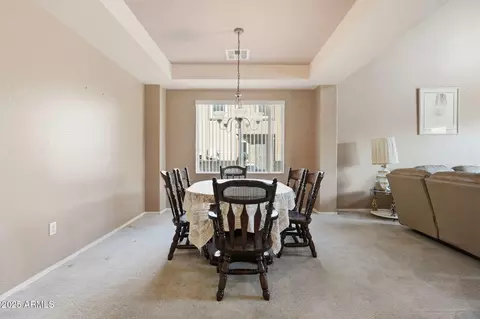 Dining - 6826 S 41st Dr, Phoenix, AZ 85041 photo 1 of 3