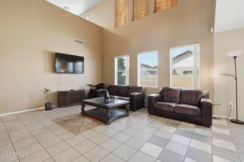 Living - 6826 S 41st Dr, Phoenix, AZ 85041 photo 5 of 5