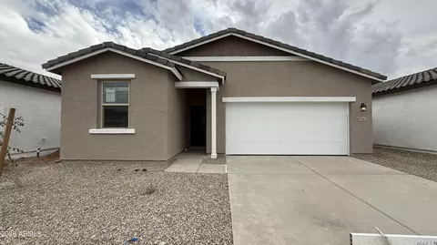 47663 W Kenner Dr, Maricopa, AZ 85139