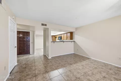 2920 W Juniper Ave, Phoenix, AZ 85053 photo 12