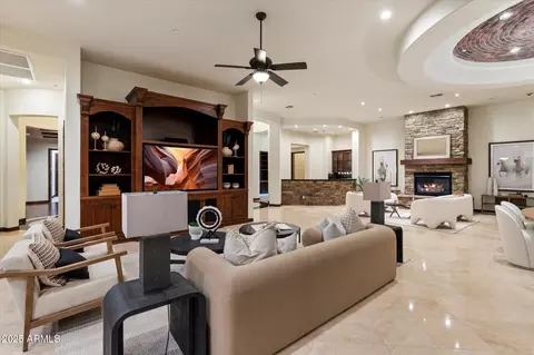 Living - 3928 E Williams Dr, Phoenix, AZ 85050 photo 2 of 2