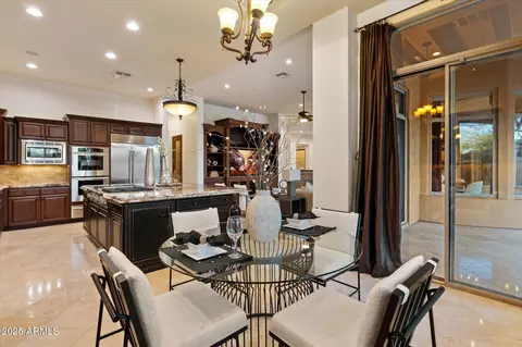 Dining - 3928 E Williams Dr, Phoenix, AZ 85050 photo 3 of 3