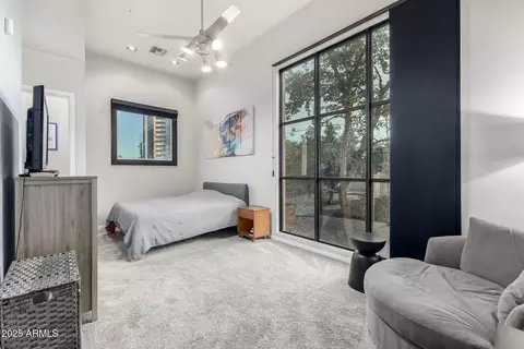 Bedroom - 920 E Mitchell Dr #101, Phoenix, AZ 85014 photo 1 of 5