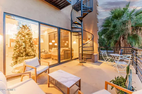Exterior - 920 E Mitchell Dr #101, Phoenix, AZ 85014 photo 6 of 15