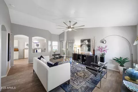 20009 N 35th St, Phoenix, AZ 85050