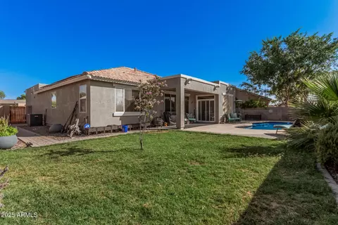 Exterior - 3904 S Sinova Ave, Gilbert, AZ 85297 photo 6 of 6