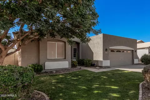 Exterior - 3904 S Sinova Ave, Gilbert, AZ 85297 photo 2 of 6