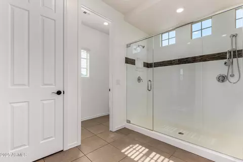 Bath - 3690 E Vest Ave, Gilbert, AZ 85295 photo 2 of 2