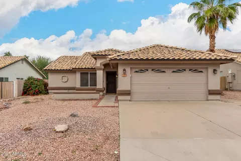 6522 E Russell St, Mesa, AZ 85215