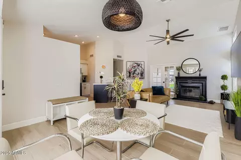 Dining - 4314 E Whitney Ln, Phoenix, AZ 85032 photo 1 of 2