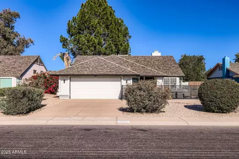 Exterior - 4314 E Whitney Ln, Phoenix, AZ 85032 photo 6 of 11