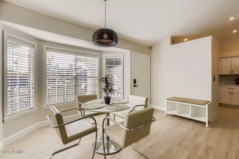 Dining - 4314 E Whitney Ln, Phoenix, AZ 85032 photo 2 of 2