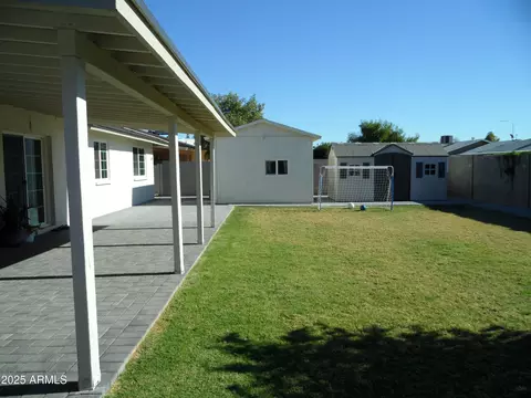 Exterior - 3511 E Capri Ave, Mesa, AZ 85204 photo 2 of 4