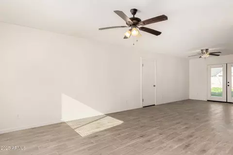 7808 W Clarendon Ave, Phoenix, AZ 85033