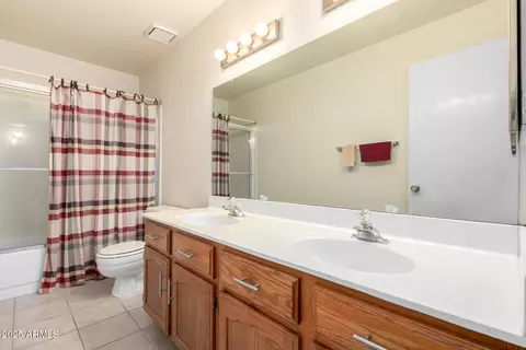 Bath - 5461 Enrose St E, Mesa, AZ 85205 photo 3 of 3