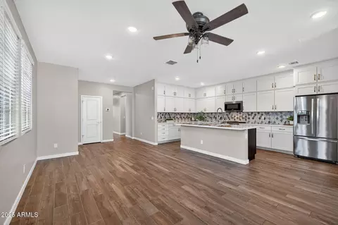 Entry Way - 9430 E Solina Ave, Mesa, AZ 85212 photo 2 of 3