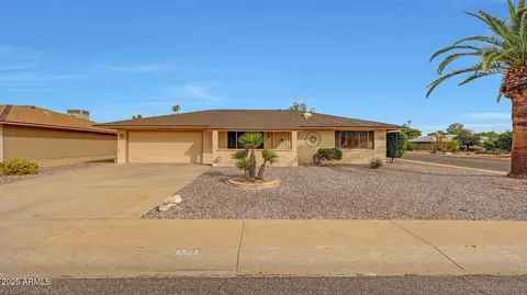 9502 W Calico Dr, Sun City, AZ 85373