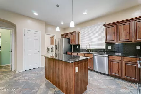 Kitchen - 4364 E Foundation St, Gilbert, AZ 85234 photo 2 of 7