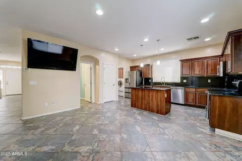 Kitchen - 4364 E Foundation St, Gilbert, AZ 85234 photo 7 of 7