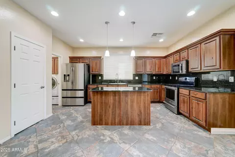 Kitchen - 4364 E Foundation St, Gilbert, AZ 85234 photo 3 of 7