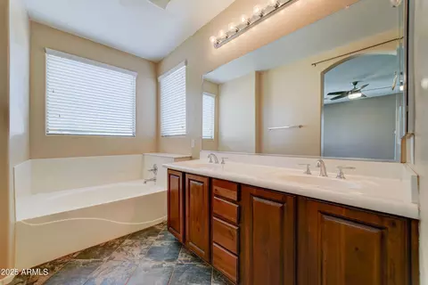 Bath - 4364 E Foundation St, Gilbert, AZ 85234 photo 2 of 4