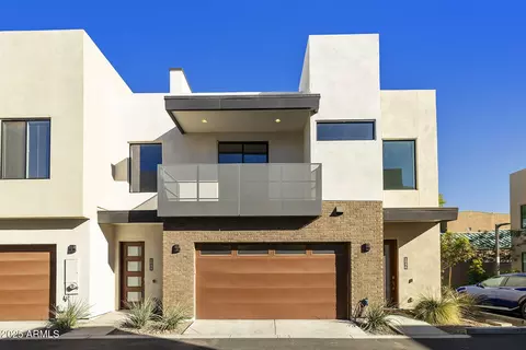 901 S Smith Rd #1046, Tempe, AZ 85281